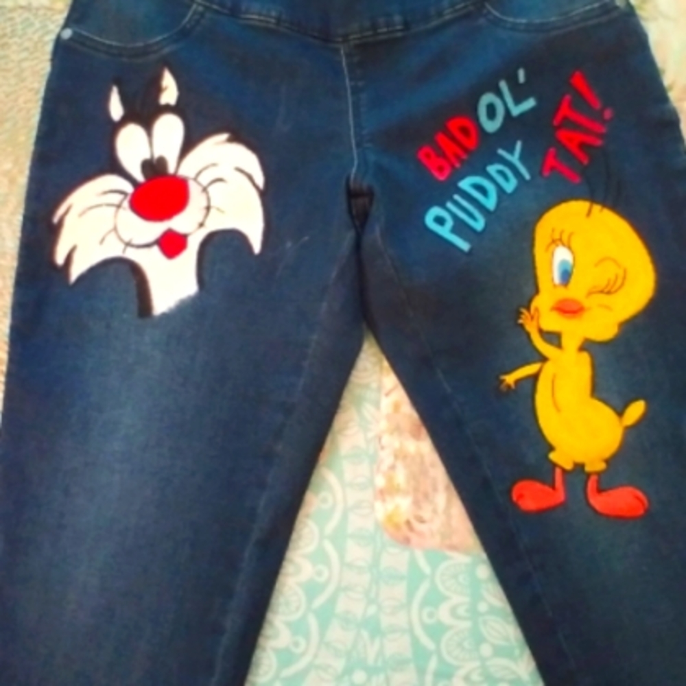 Hand painted, woman's jeans( Silvester & Tweety)